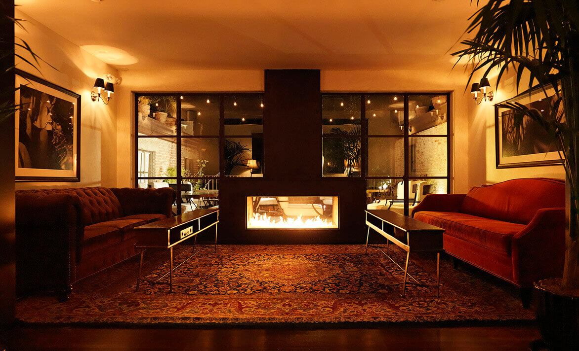 Lounge and fireplace at Granada Hotel