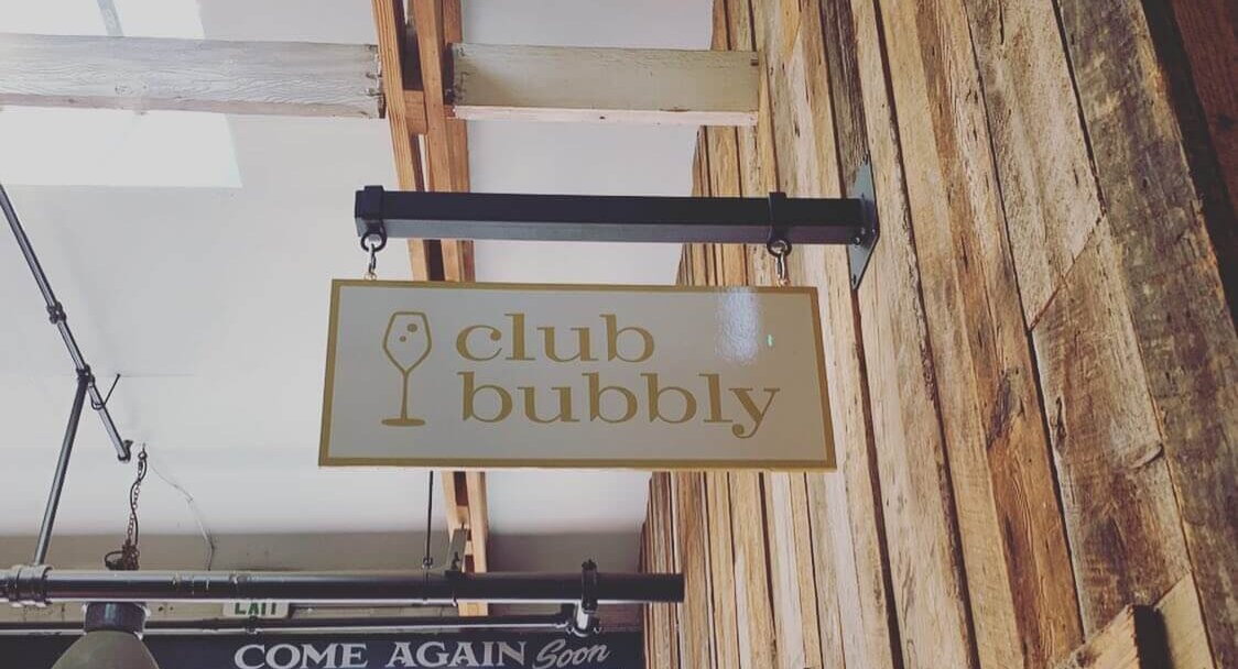 club bubbly sign outside