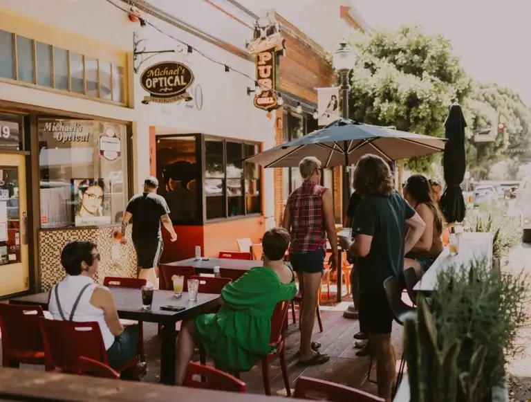 Buffalo Pub and Grill Brunch